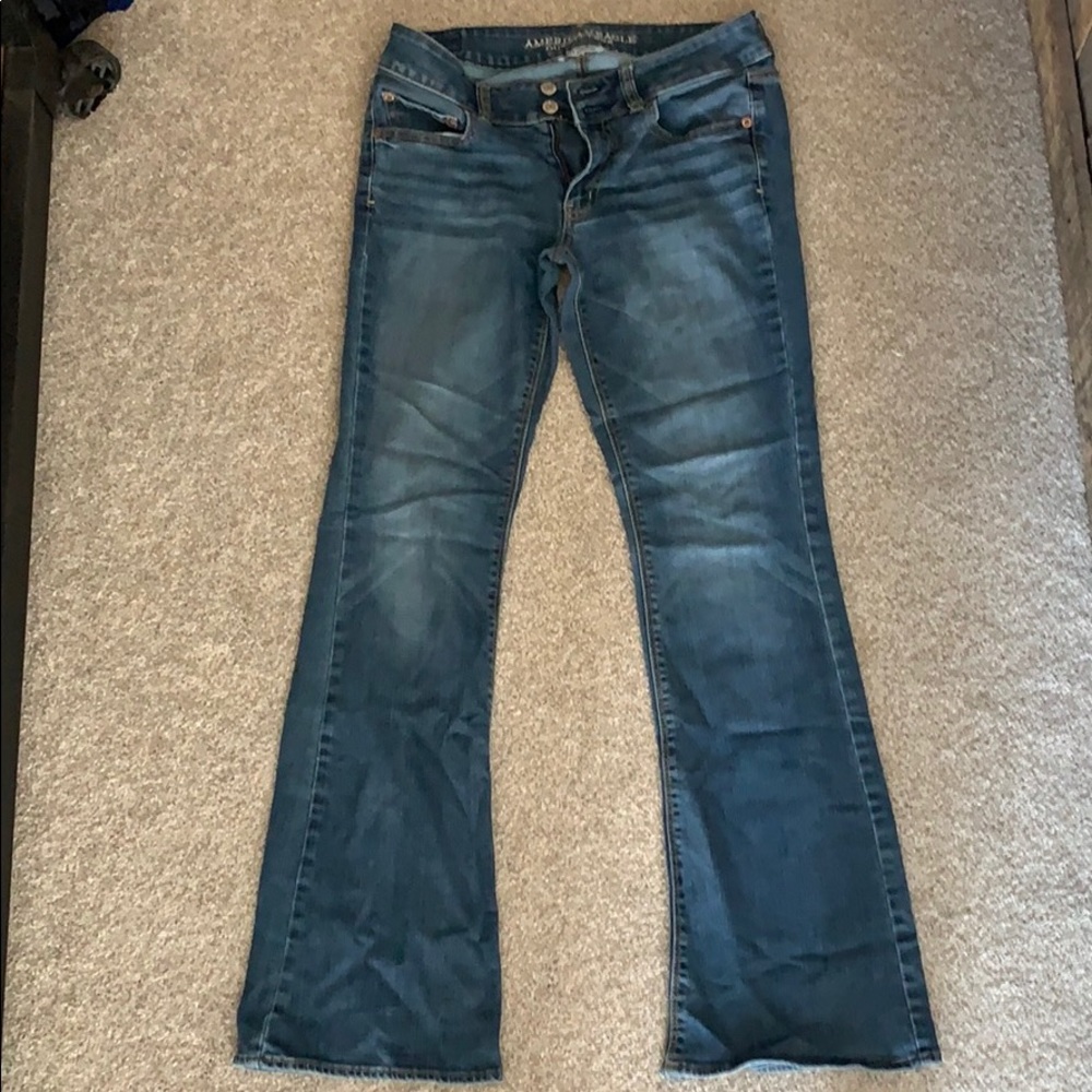 Women’s American Eagle jeans